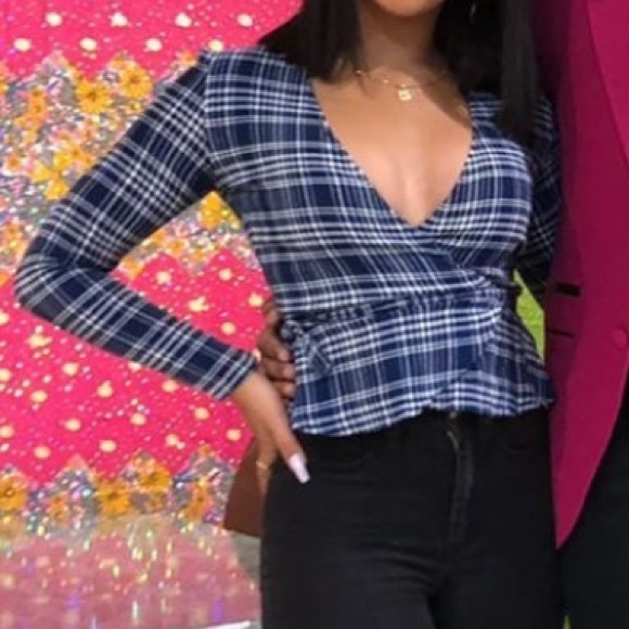 Aritzia Wrap Top - Picture 1 of 5